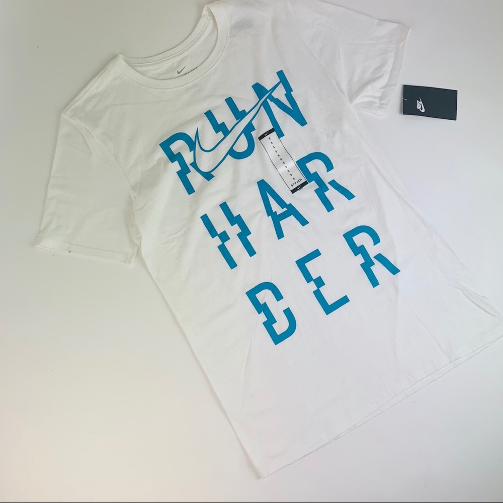 Men’s Nike RUN HARDER Nike White Tee Shirt NWT